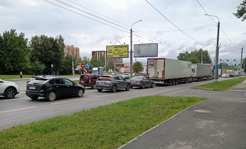Реклама 3x6 по адресу Магистральная ул. / Малышковская ул. (разделительный островок)