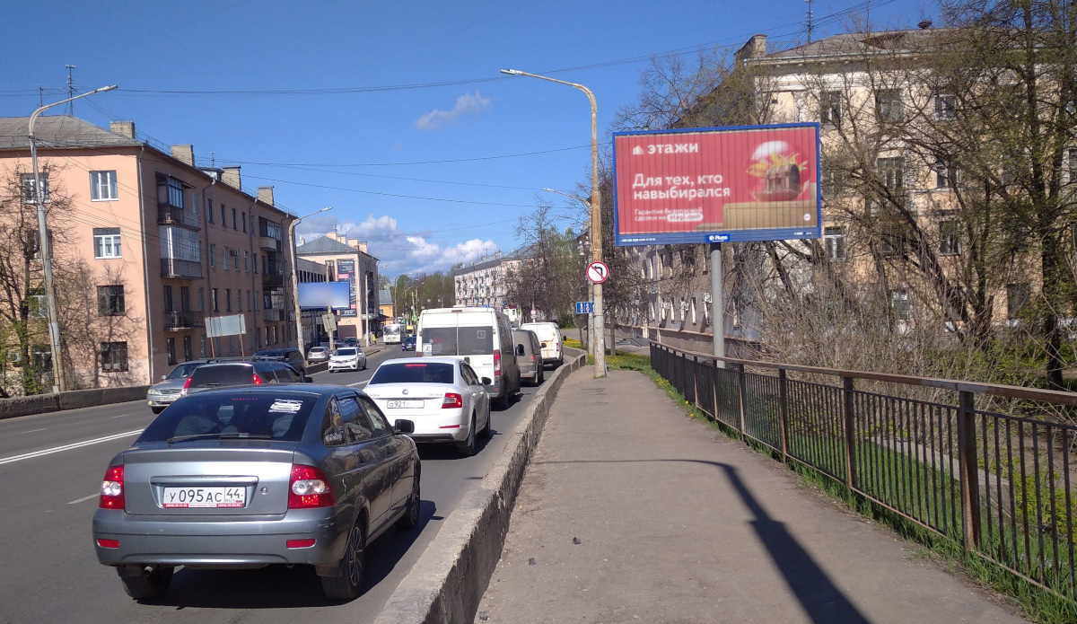 Реклама 3x6 по адресу Советская ул., д. 125 (съезд c Кинешемского путепровода)_призма