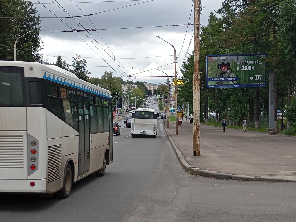 Реклама 3x6 по адресу Советская ул. / Конституции пл. (призма)
