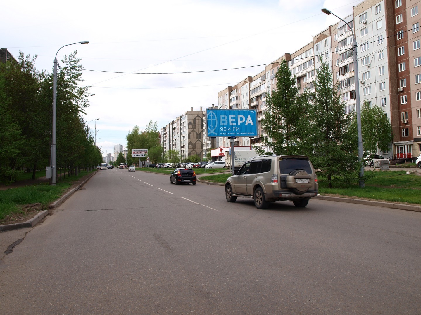 Реклама 3x6 по адресу Батурина, ул.,между зданиями № 7а и № 7б по ул. Весны 