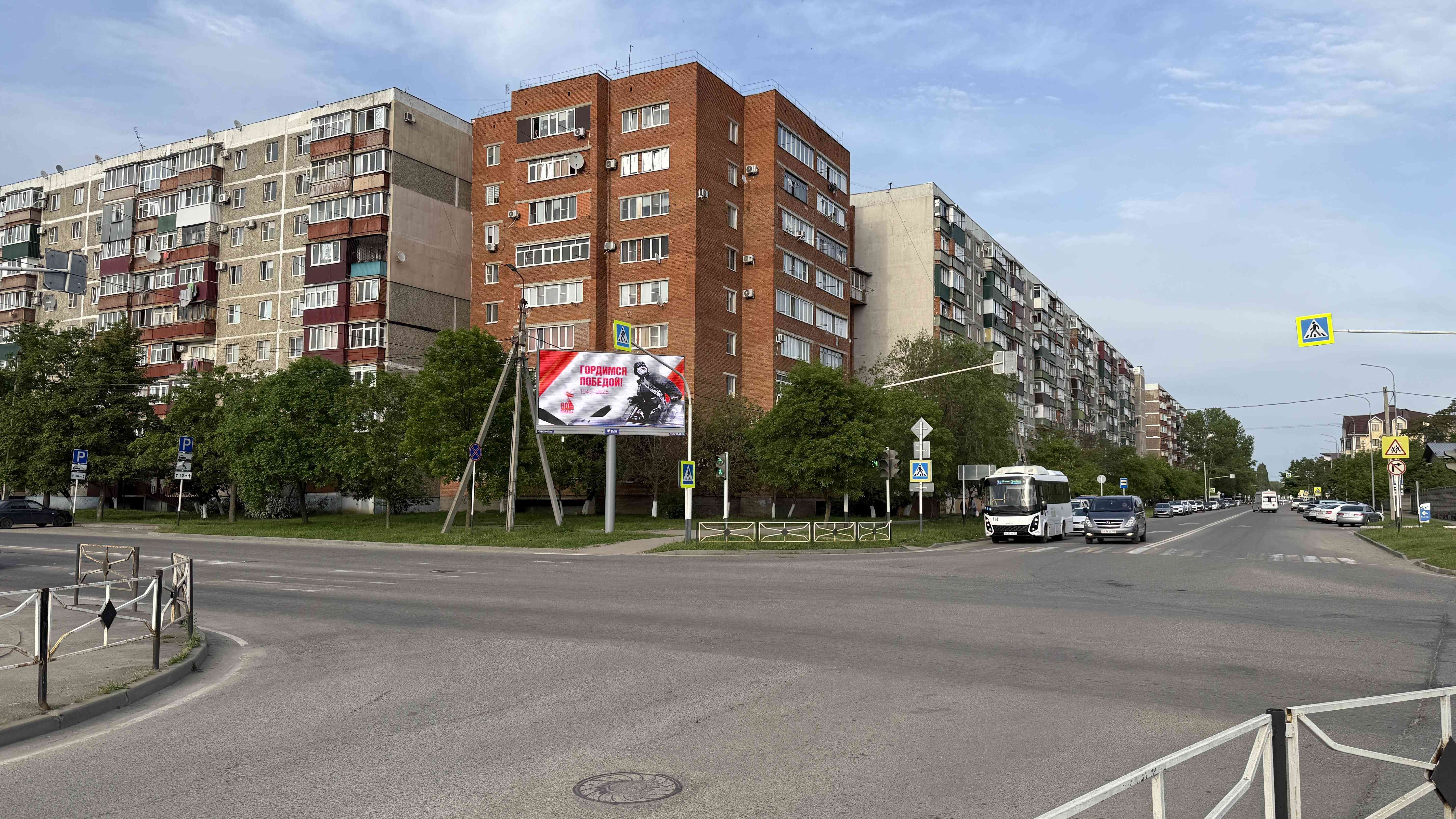 Реклама 3x6 по адресу Юннатов ул. / 12 Марта ул. 152