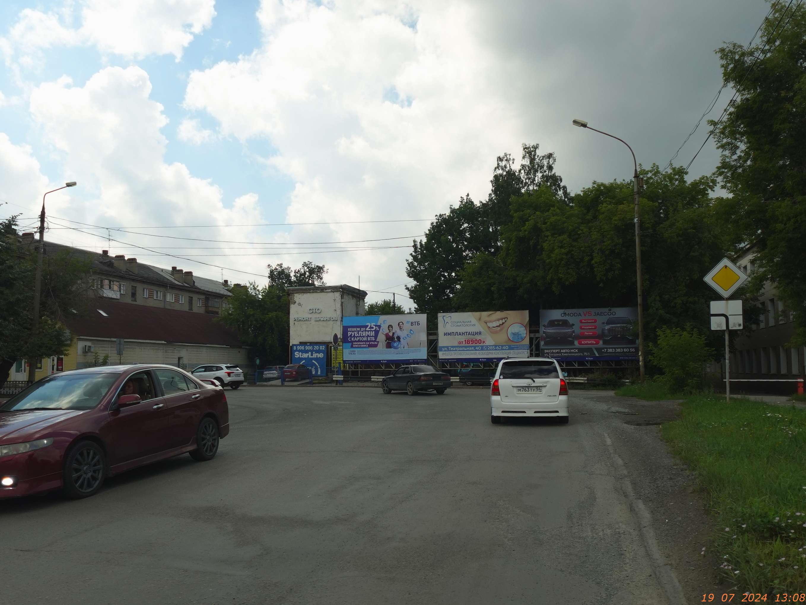Реклама 3x6 по адресу Б.Хмельницкого ул. / Новая Заря ул., поз.1