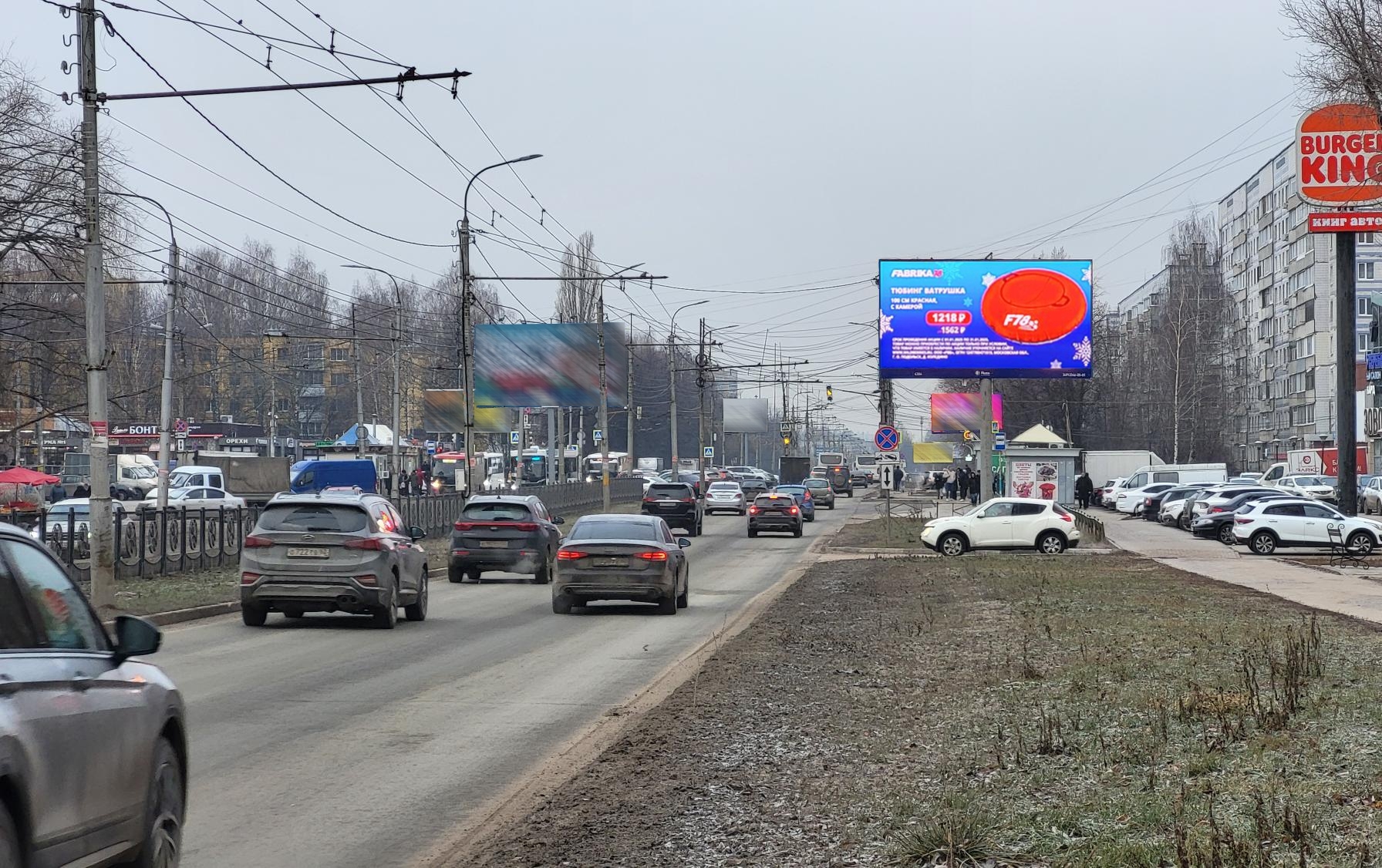 Реклама 3x6 по адресу Новоселов ул., д. 21а (ТЦ "Черезово") (Digital)