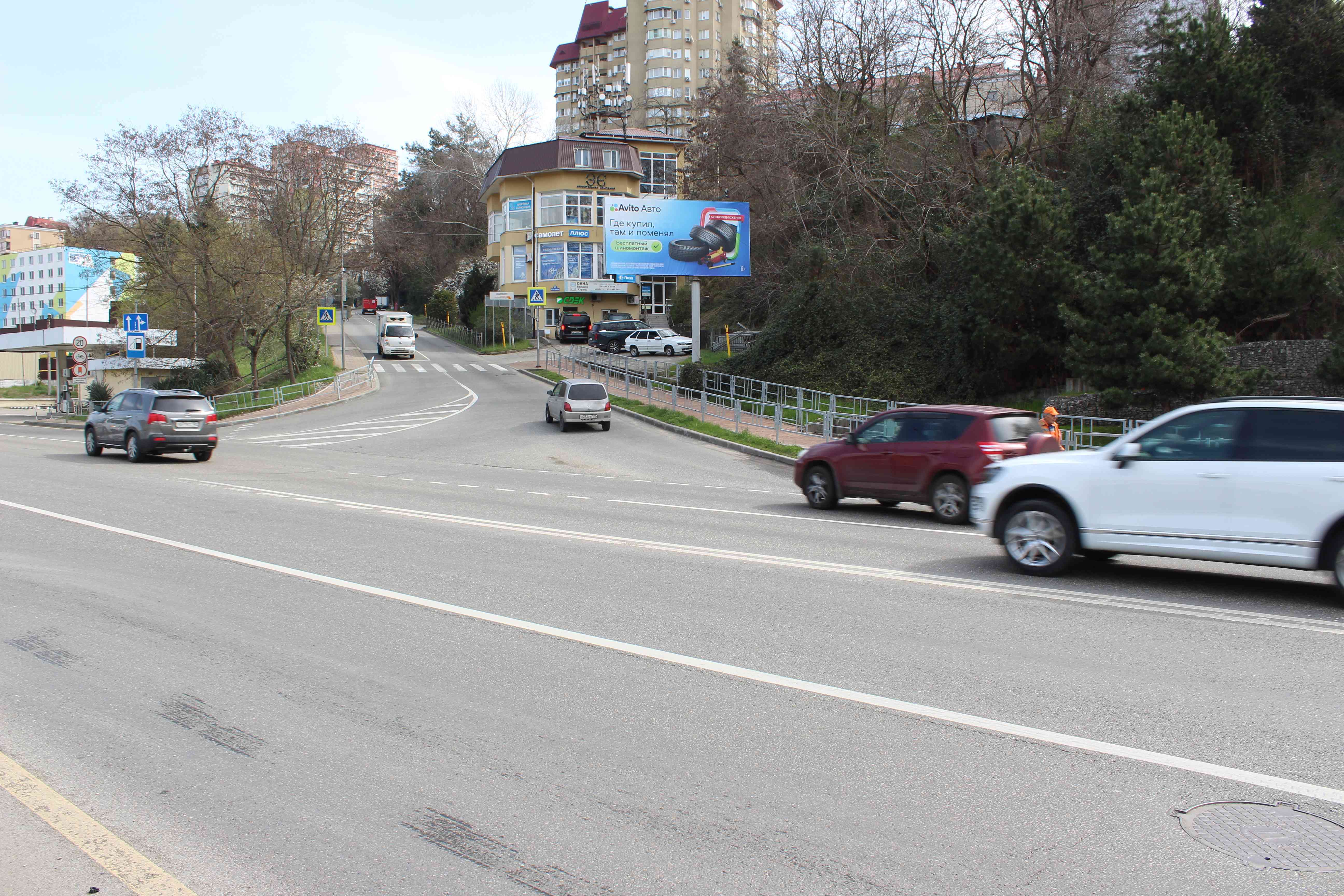 Реклама 3x6 по адресу Ул. Макаренко. Ул. Пластунская, 153/3, выезд с Макаренко на Университет